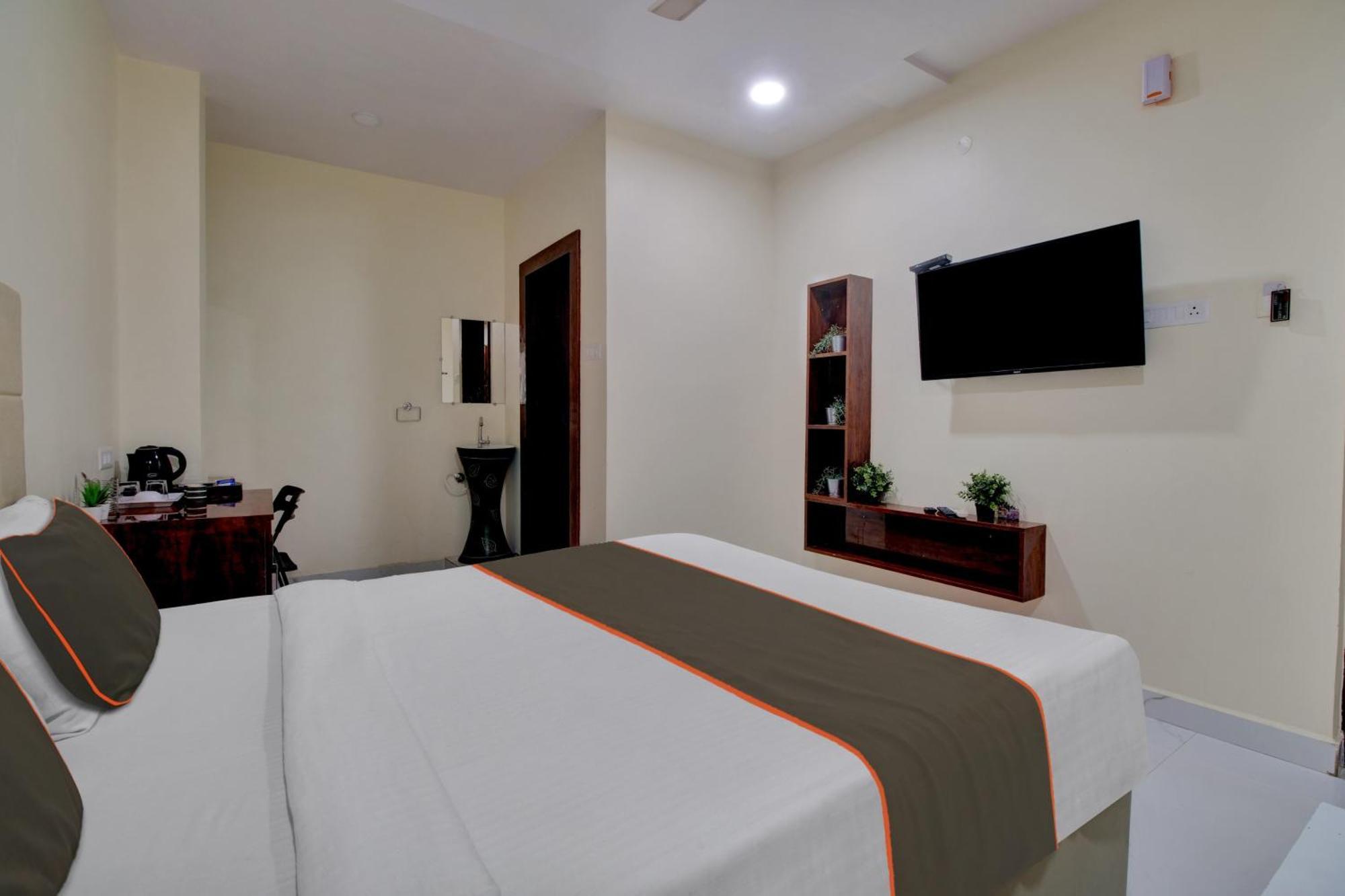 Collection O Hotel Mango Tree Khammam Exterior foto